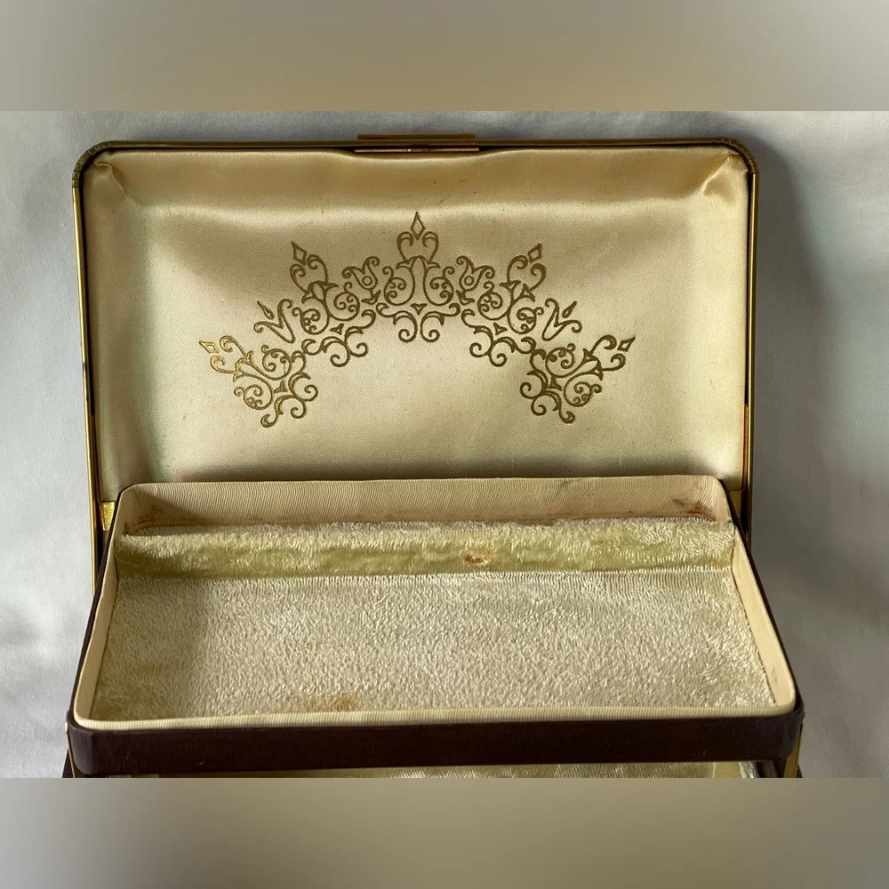 Vintage Farrington jewelry box Bxriwn with Gold ornate paint silk inside